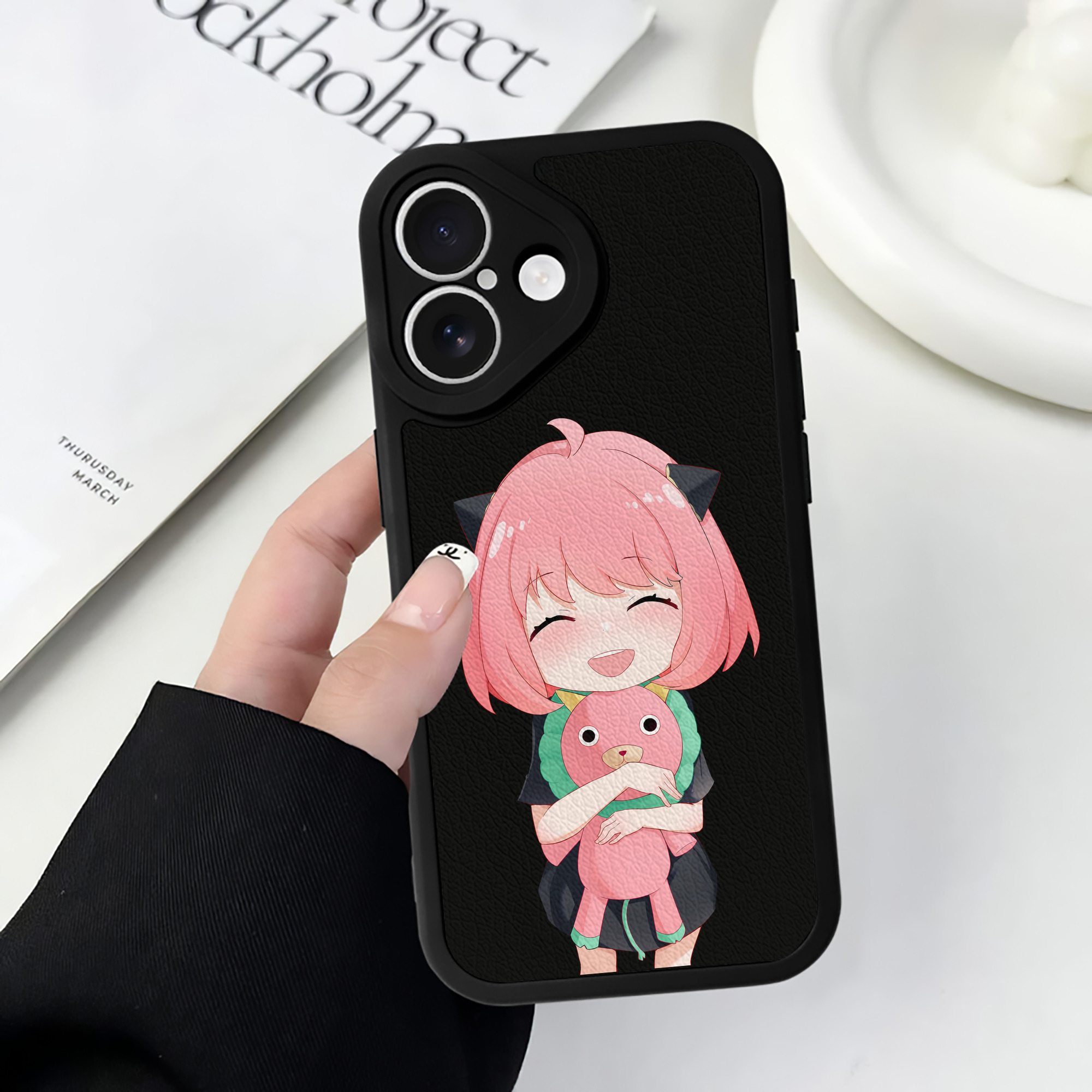（画像用） SPY×FAMILY间谍家家酒 【iPhone 16シリーズ対応】シリコンスマホケース（レザー調） 材質：シリコン